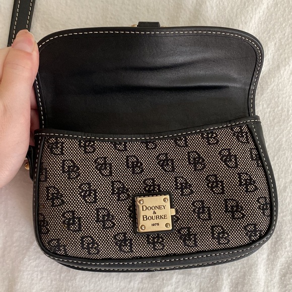 Vintage Monogrammed Dooney & Bourke Wristlet - Picture 6 of 10